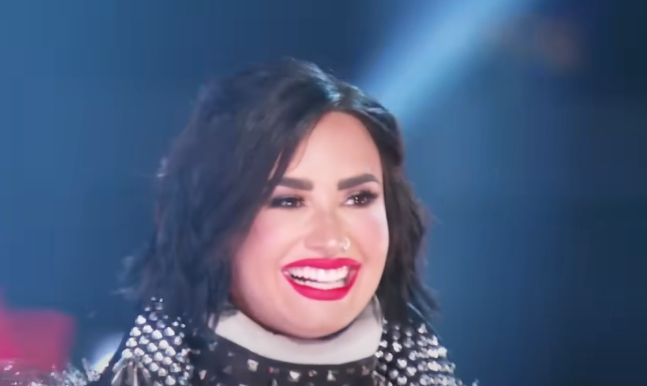 Screenshot of the TV Show The Masked Singer