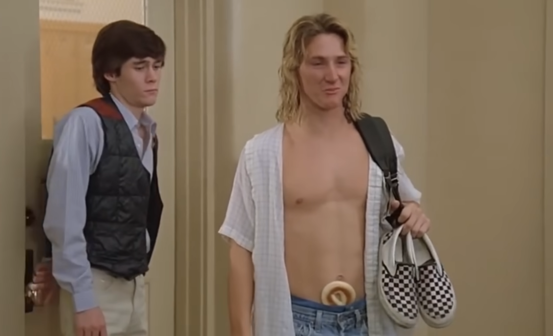 Screenshot from the movie Fast Times at Ridgemont High (1982)