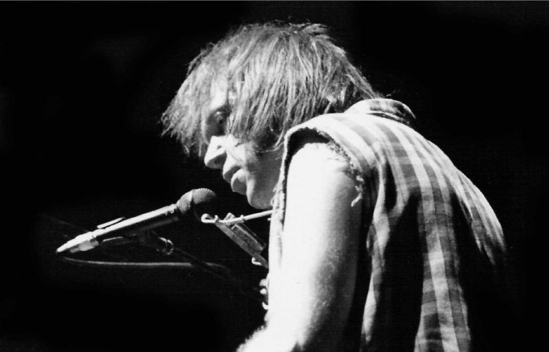 Neil Young playing in Barcelona