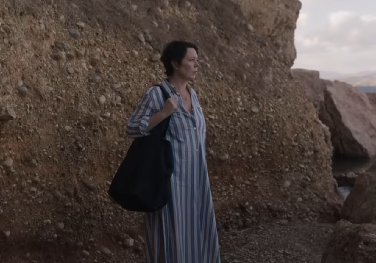 Screenshot from the movie The Lost Daughter (2021)