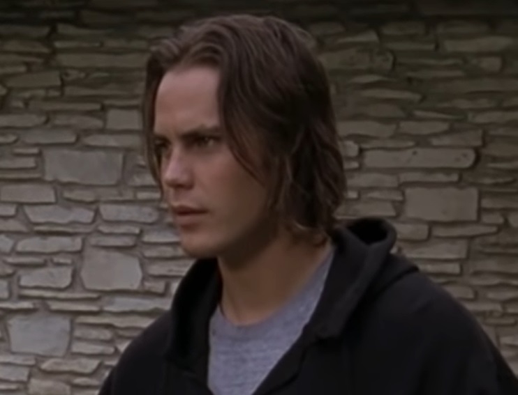 Screenshot from the television series Friday Night Lights (2006-2011)