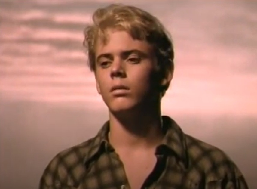 Screenshot from the film The Outsiders (1983)