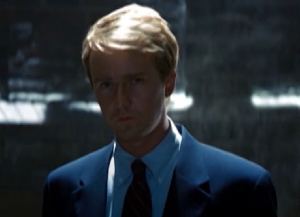 Screenshot from the film Red Dragon (2002)