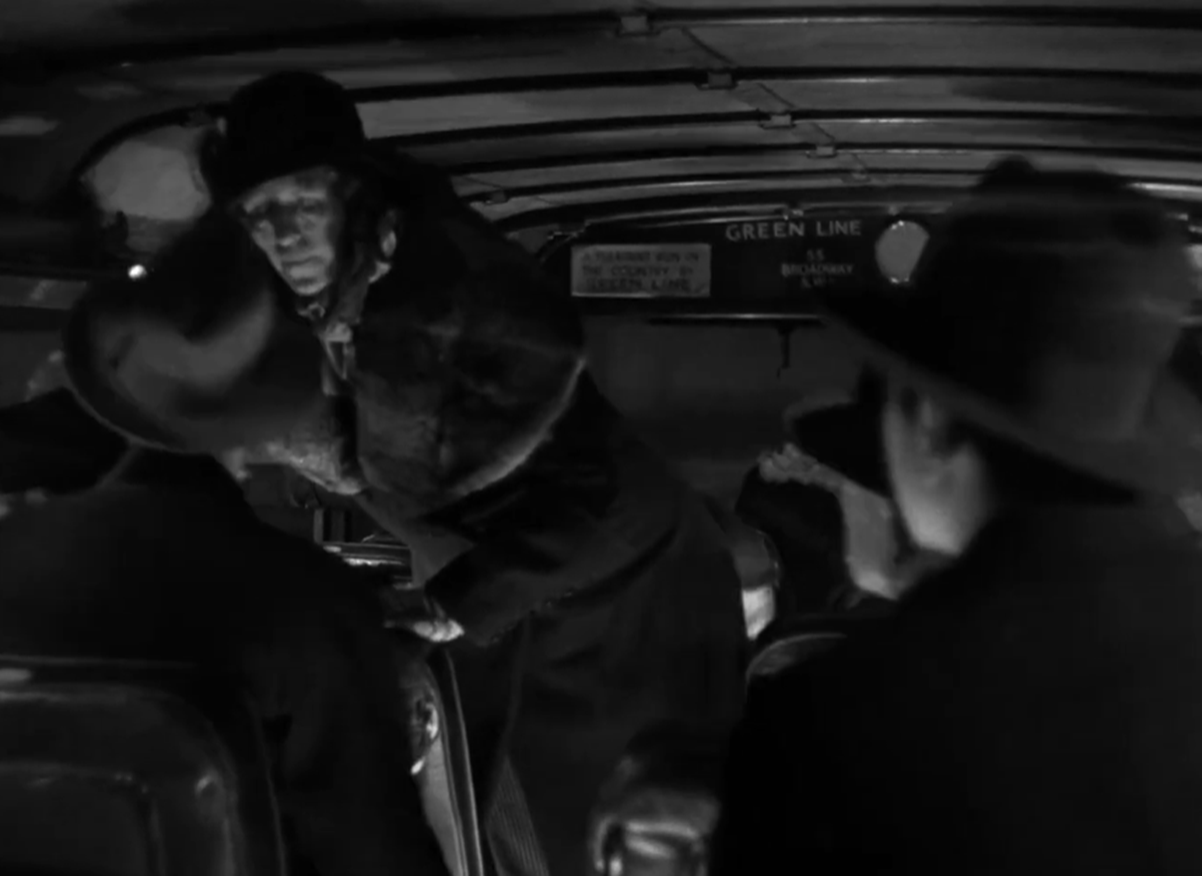 Screenshot of Alfred Hitchcock from - Number Seventeen (1932)