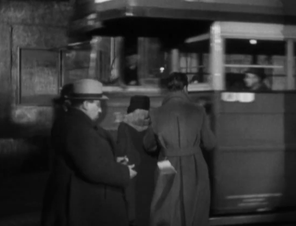 Screenshot of Alfred Hitchcock from - The 39 Steps (1935)