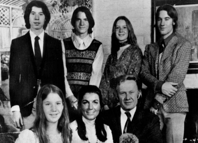 Family photo of the Louds from the show An American Family