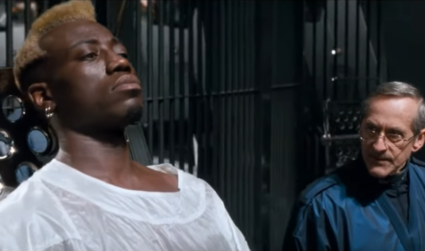 Screenshot from the movie Demolition Man (1993)