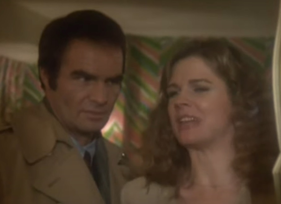 Screenshot from the film Starting Over (1979)