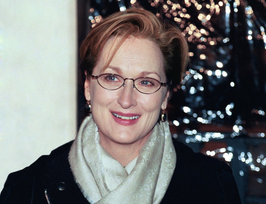 Portrait Photo of Meryl Streep at the premiere of Stuck On You