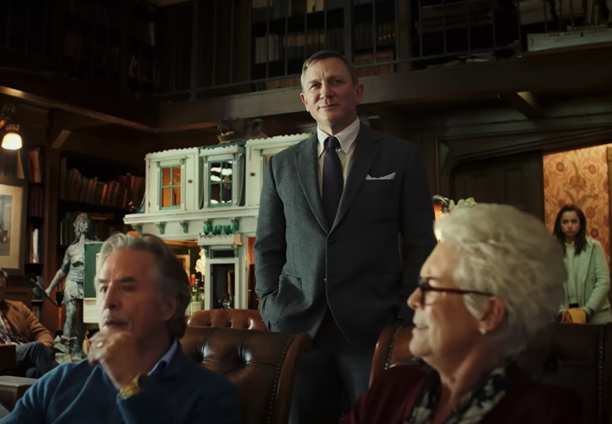 Screenshot of the movie Knives Out