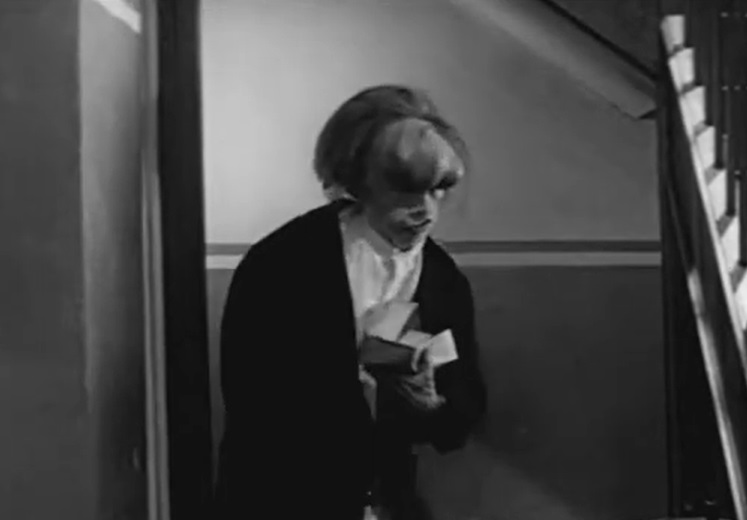 Screenshot from the film The Elephant Man (1980)