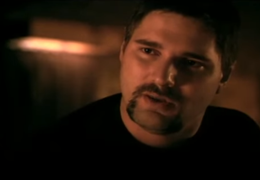 Screenshot from the movie Chopper (2000)