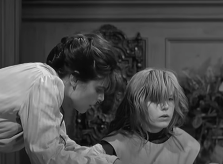 Screenshot from the movie The Miracle Worker (1962)