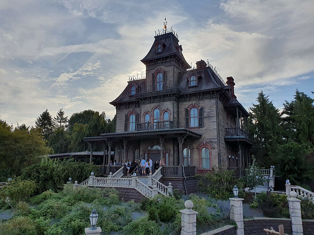 Phantom Manor View - Paris