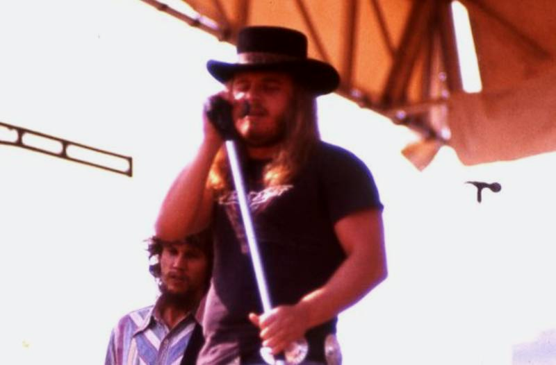 Ronnie Van Zant Of Lynyrd Skynyrd Performing