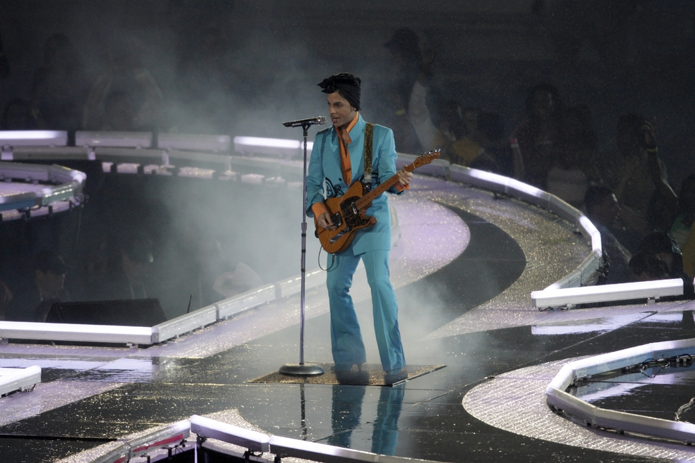 Prince performs during half-time for Super Bowl XLI