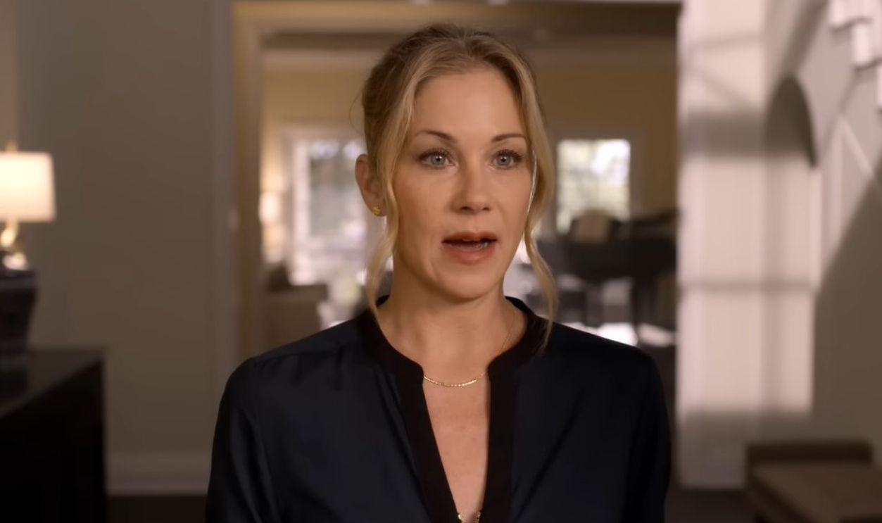 Christina Applegate's Dead To Me