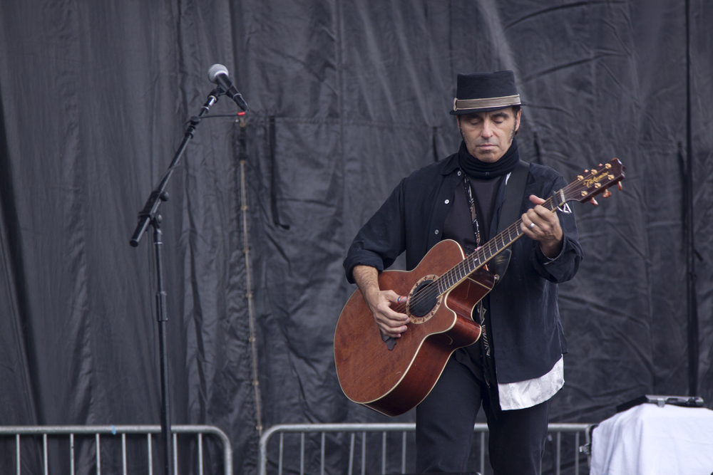 Guitarist Nils Lofgren performs at the Union County Music Fest