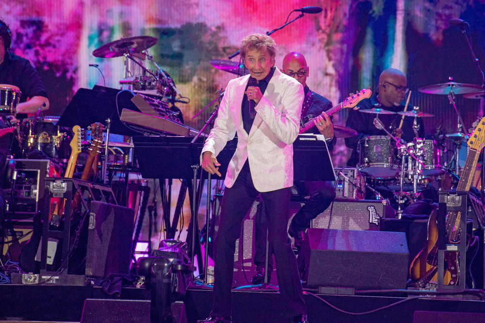Barry Manilow performs during 