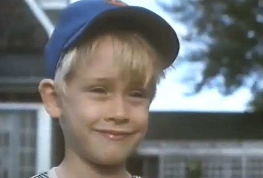 A screenshot of the movie Rocket Gibraltar