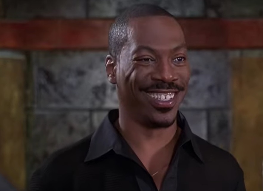 Screenshot from the film The Adventures of Pluto Nash (2002)