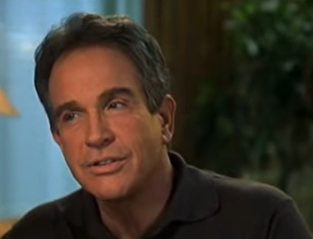 Screenshot from the film Town & Country (2001)