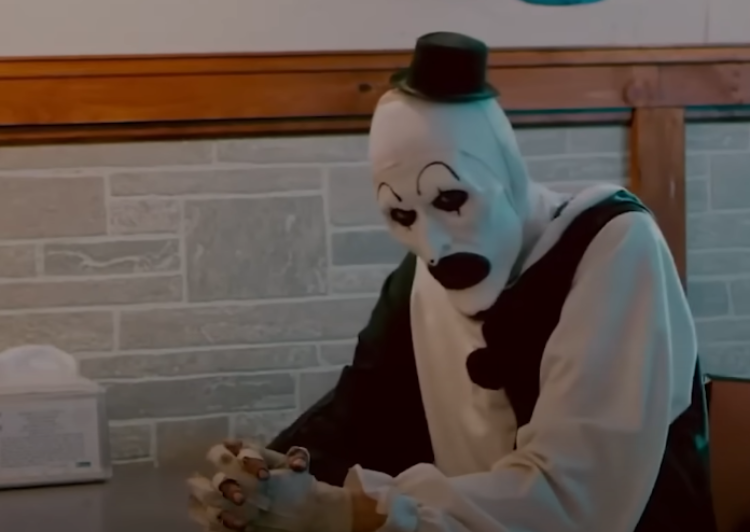 Screenshot of the movie Terrifier