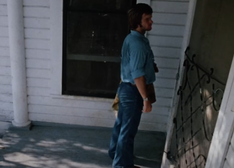 Screenshot of the movie The Texas Chain Saw Massacre