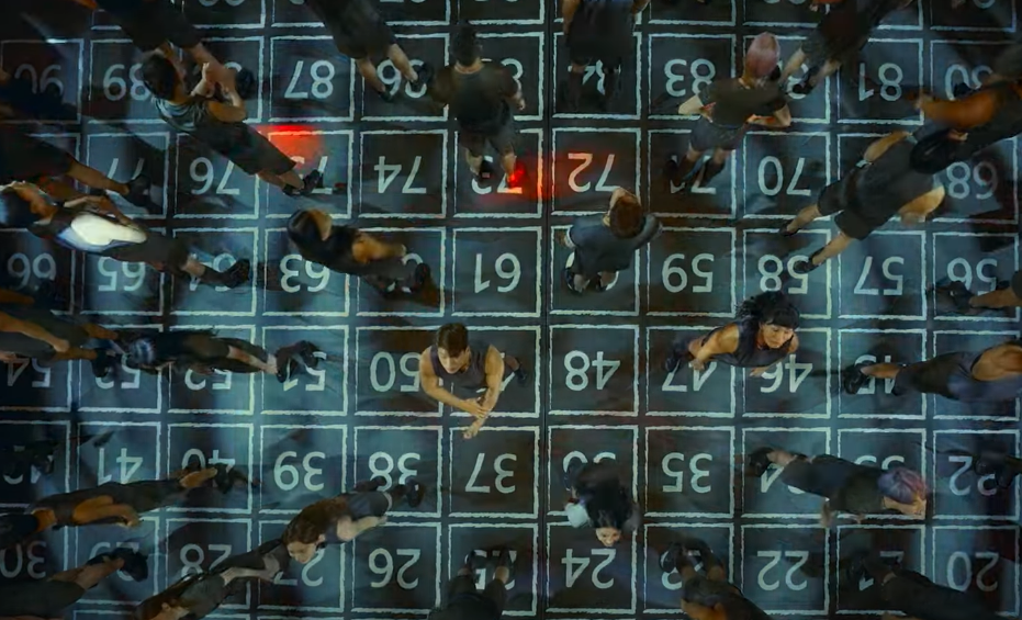 Screenshot from the TV series Physical: 100 (2023- )