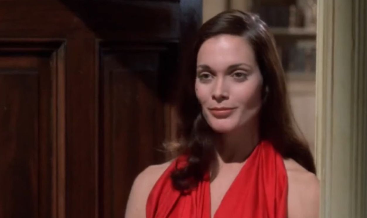 Martine Beswick