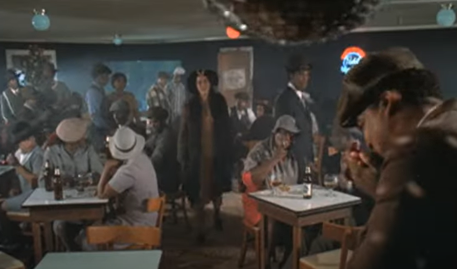 Screenshot of the movie - Boxcar Bertha (1972)