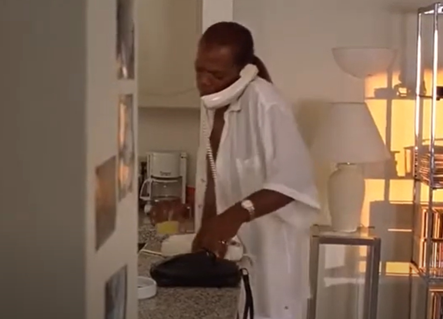 Screenshot of Pam Grier from Jackie Brown (1997)