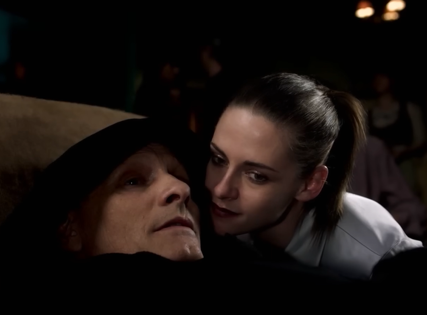 Screenshot from the movie - Crimes Of The Future (2022)