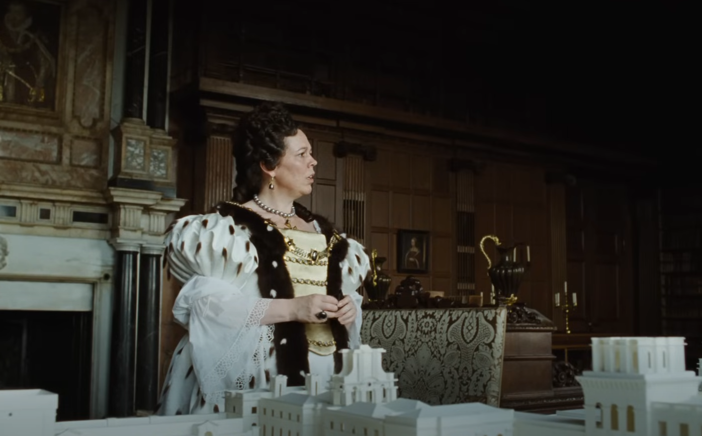 A screenshot from the movie The Favourite