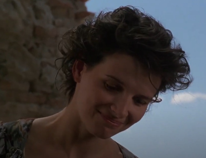 A visually captivating still taken from a pivotal moment in the film The English Patient (1996)