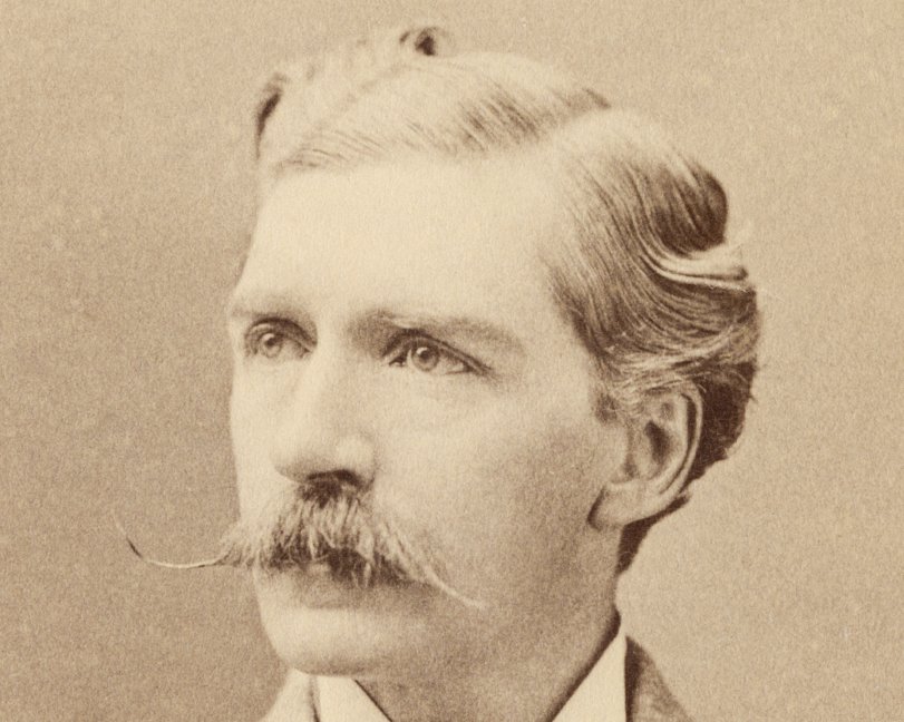 Portrait Photo of Actor Edward Askew Sothern looking to the left