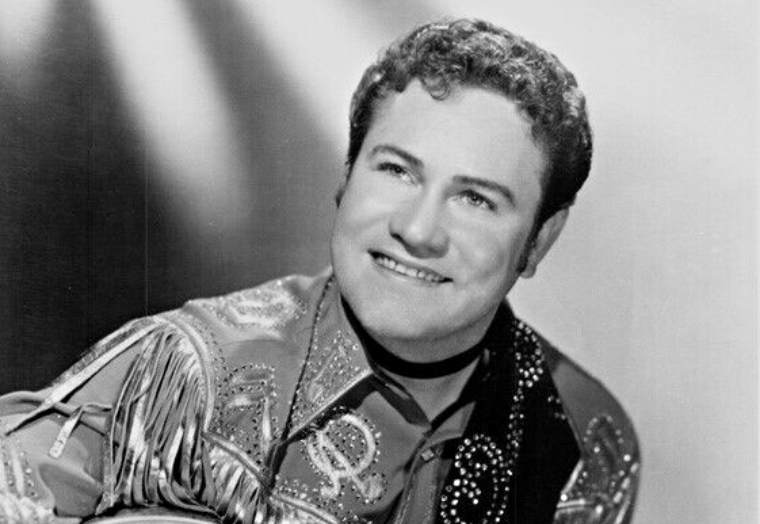 Publicity portrait of country singer-songwriter Lefty Frizzell