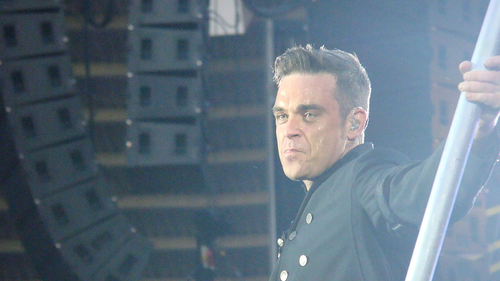 Robbie Williams At Sunderland 2011