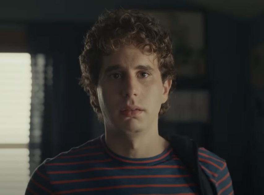 A visually captivating still taken from a pivotal moment in the film Dear Evan Hansen (2021)