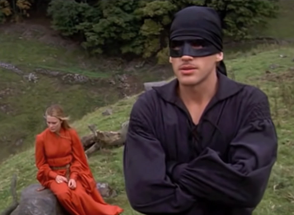 Screenshot of Cary Elwes & Robin Wright from - The Princess Bride (1987)