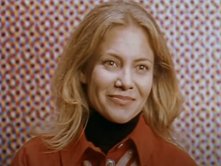 A visually captivating still taken from a pivotal moment in the film All About My Mother (1999)