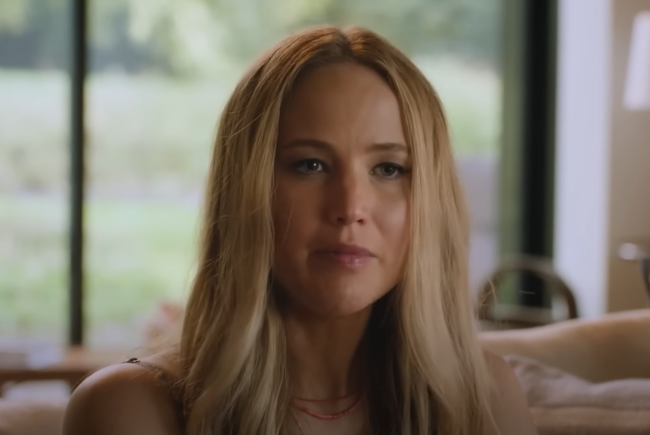 Screenshot of No Hard Feelings (2023)