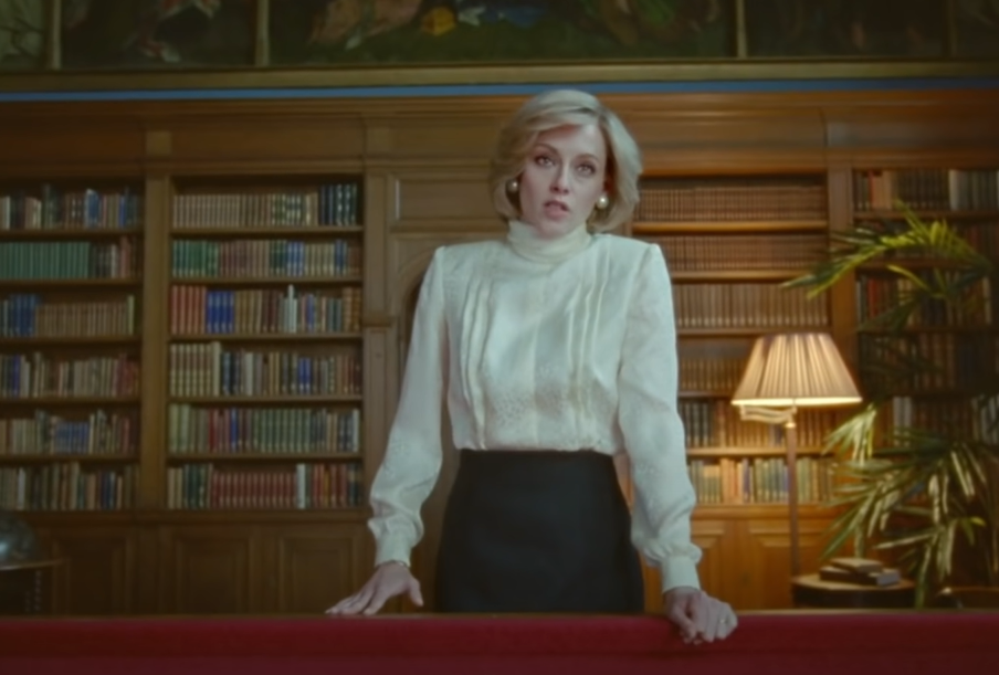 Screenshot  of  Spencer (2021)