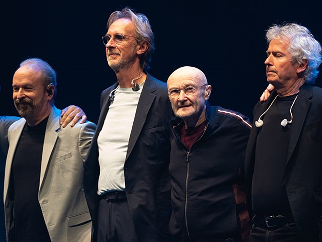 Genesis onstage - 2022