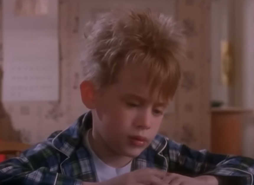 A visually captivating still taken from a pivotal moment in the film Home Alone (1990)