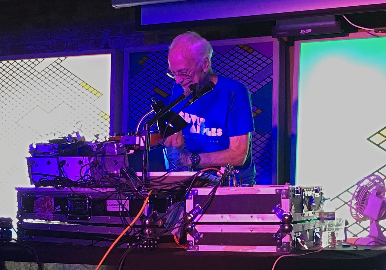 Simeon performing as Silver Apples in 2016