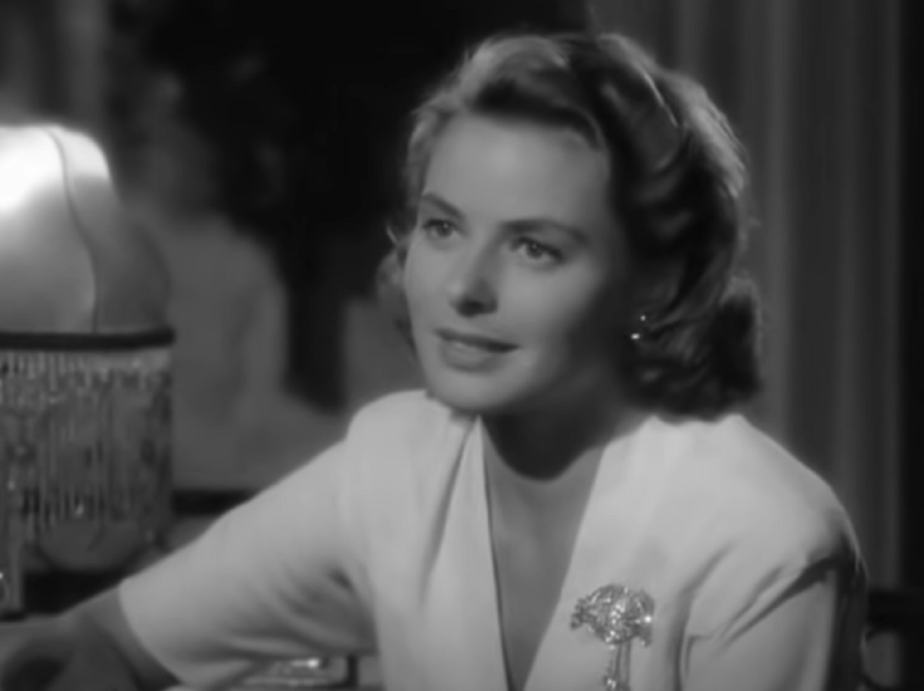 Screenshot of Ingrid Bergman - from Casablanca (1942)