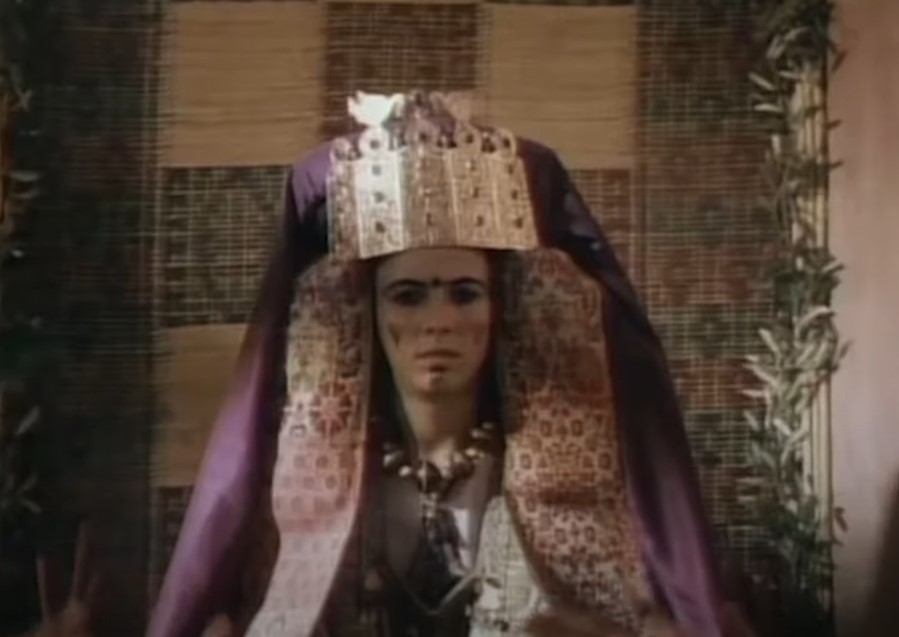 Queen woman with turban on her head