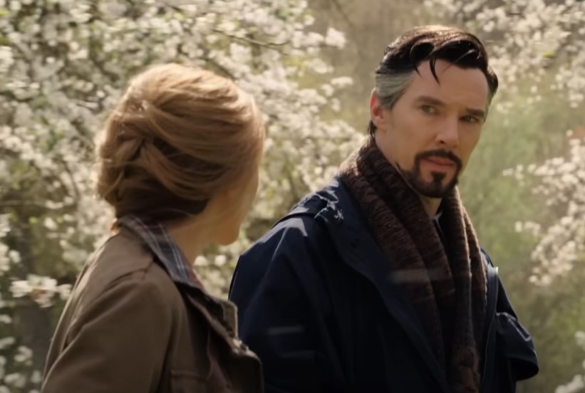 Doctor Strange talking to her friend girl