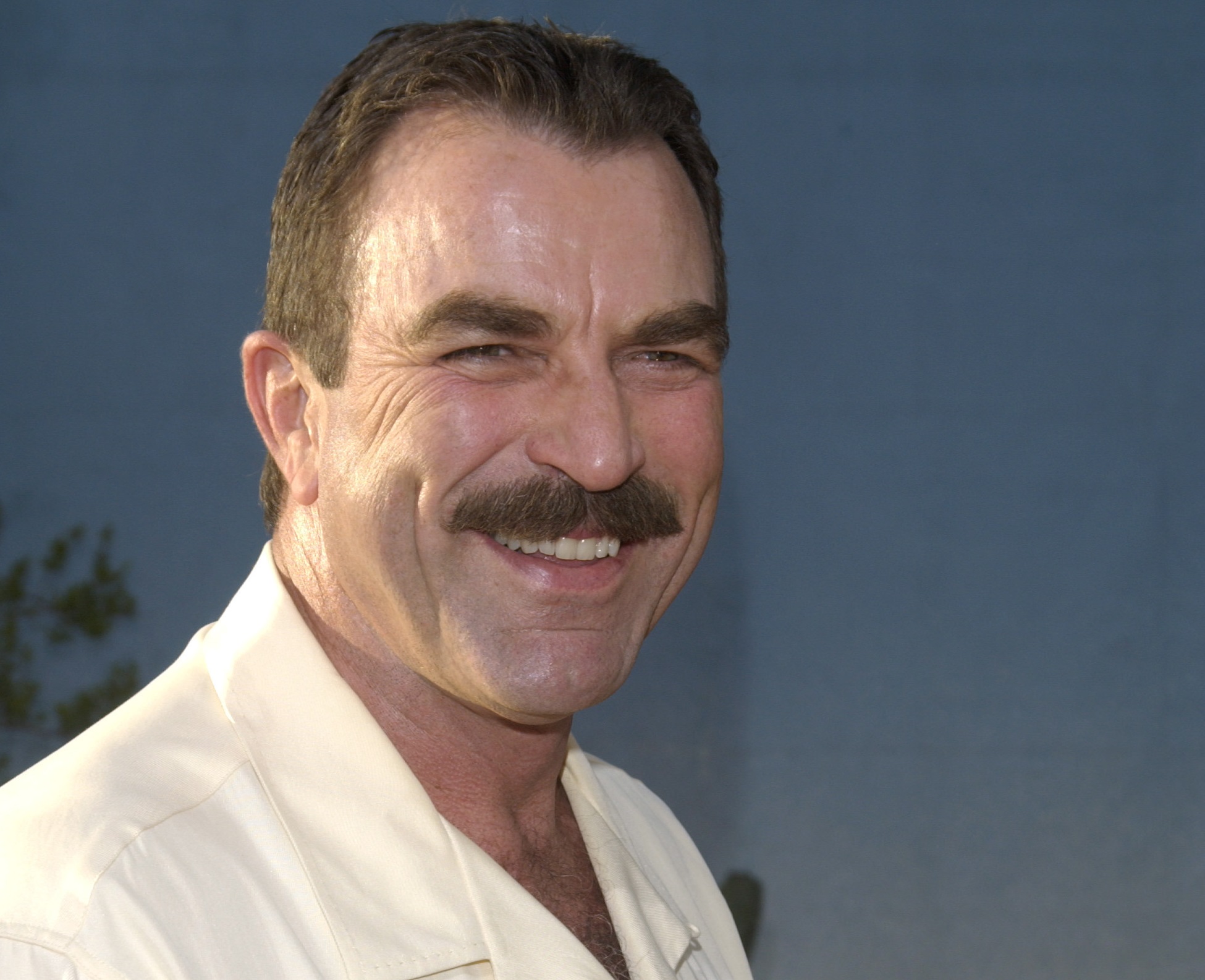 TOM SELLECK at world premiere, in Hollywood, of Open Range. Aug 11, 2003